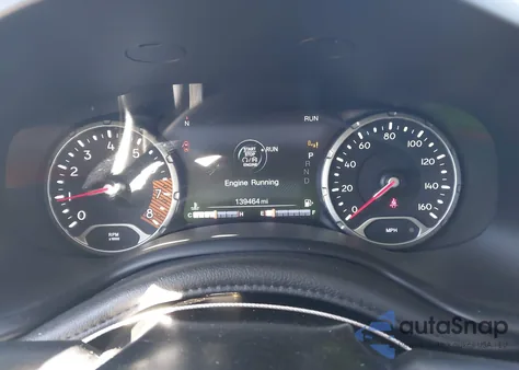 2021 Jeep Renegade Latitude 4X4 z USA, uszkodzony, nr VIN ZACNJDB19MPM41154